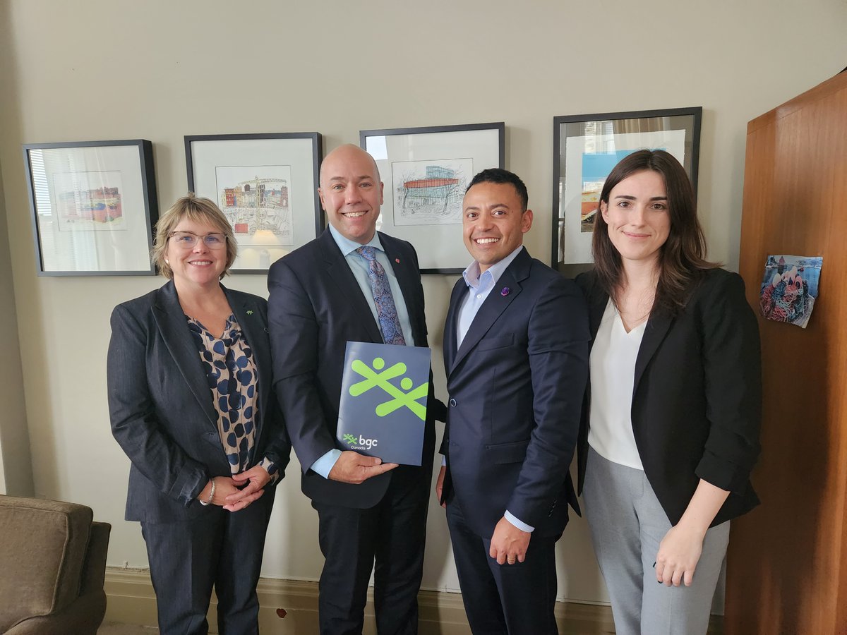 BGCCAN's tweet photo. Children and youth who attend BGC Clubs have fewer interactions with the justice system, improved mental and physical health, and struggle less with academics. Clubs spent the day in Ottawa for #BGCDayontheHill to raise awareness about this work in support of kids. https://t.co/0XiVytoJFj