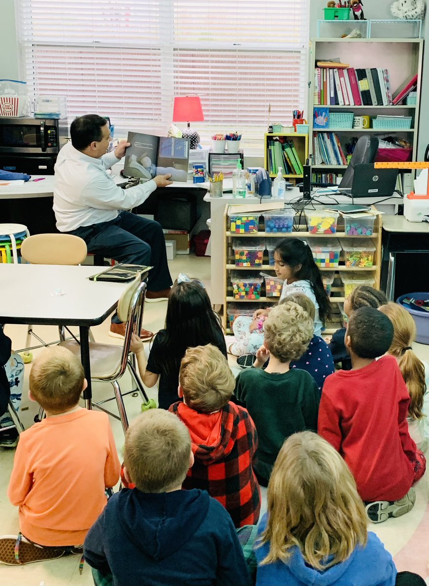 Mrs_PaceEWA's tweet photo. We had a STAR Guest Reader in our room today…..our new Executive Director, Mr. Pirrello!! Thank you for taking time out of your busy day to come read to us today! 📚🤩 @EASTWAKEACADEMY @PearsonEWA @cathy_keller00 #EWA25 https://t.co/faMlnT9ExC