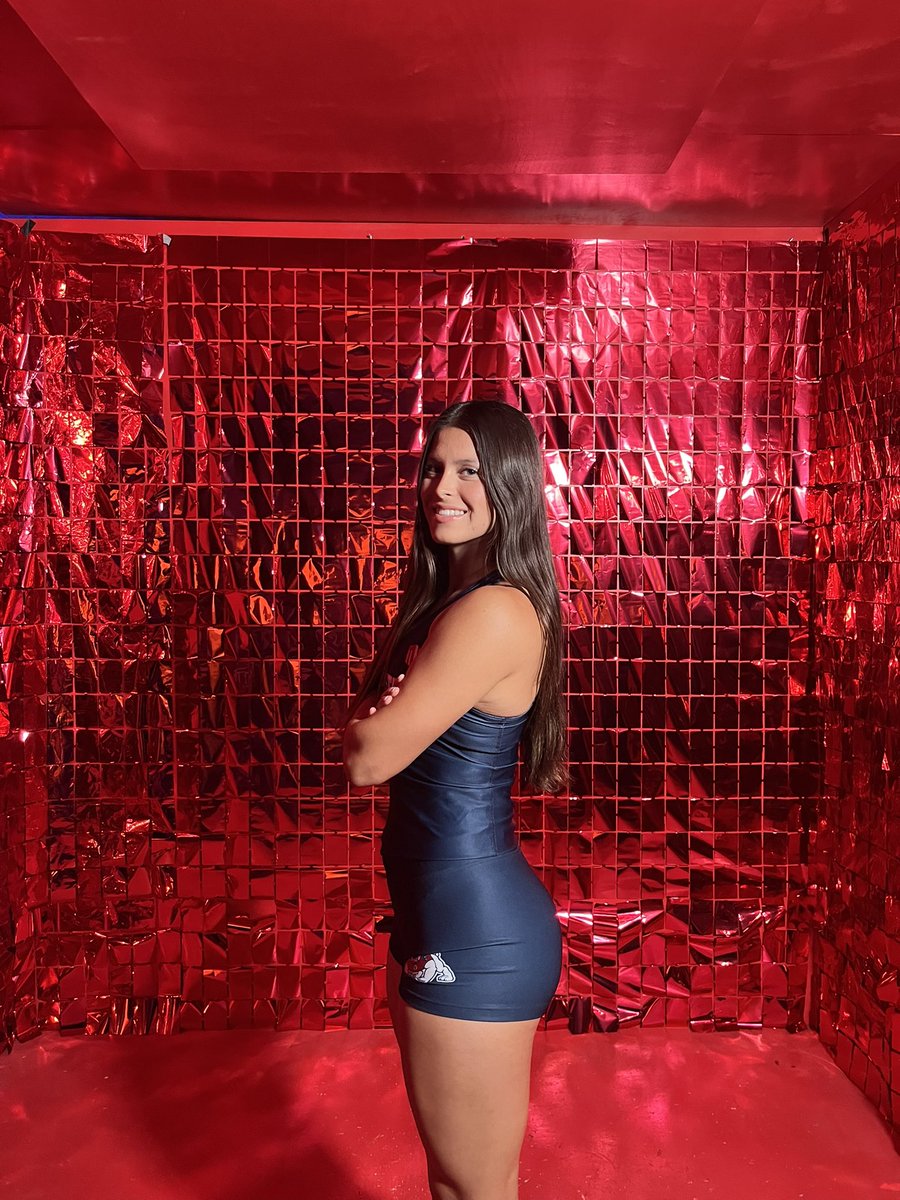 KaitlynnPerez11's tweet photo. cuz I’m still waiting on the photoshoot pics 🐾 https://t.co/7fJHp866qt