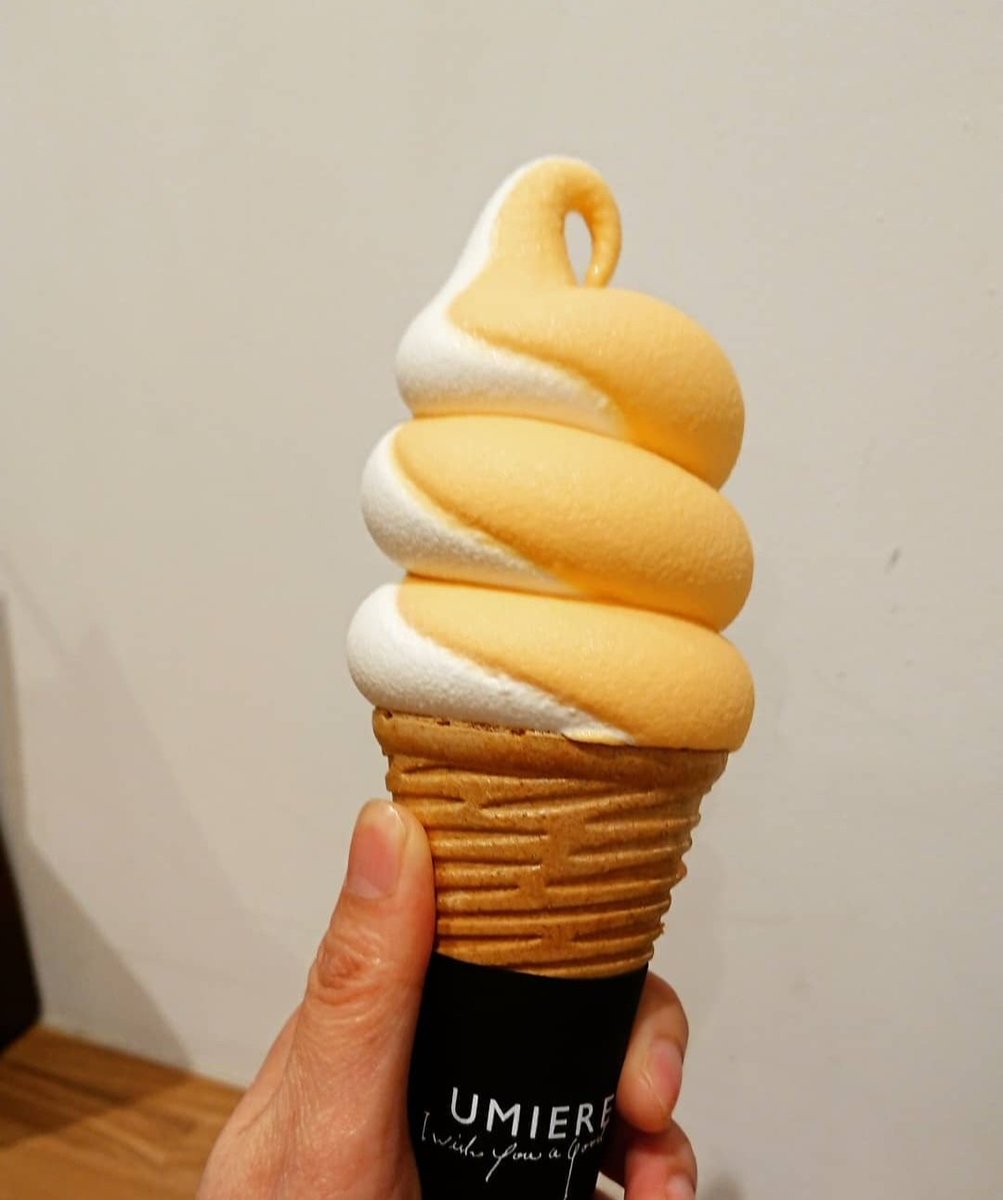 kazuha_komachi's tweet image. だいぶ昔に食べた #ソフトクリーム
モコモコしたのが流行りはじめた時に食べたから何年も前だわw

多分ミルク味と､ストロベリー&amp;amp;チョコ､ミルク&amp;amp;メロン
美味しかったことは間違いない

#スイーツ #ウミエール #UMIERE
#umiere