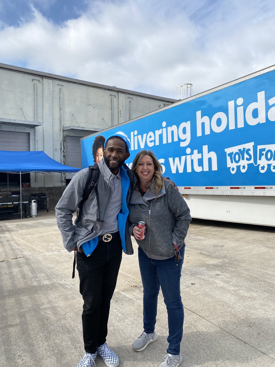 Stephanie Ross (@stuff_stephsaid) on Twitter photo Huge thank you to the retail teams at South Arlington, North Arlington, Grand Prairie, Weatherford, and Hulen for all the Toys for tots donations! Thank you for making these kids holiday dreams come true! <a href="/HussmanRD/">RD Hussman</a> <a href="/SarahOhagan10/">Sarah Ohagan</a> <a href="/HannahPigg6/">Hannah Pigg</a> <a href="/McgaheeKenyan/">Kenyan McGahee</a> <a href="/AngelJNTX/">Angel Jaramillo</a> Huge thank you to the retail teams at South Arlington, North Arlington, Grand Prairie, Weatherford, and Hulen for all the Toys for tots donations! Thank you for making these kids holiday dreams come true! <a href="/HussmanRD/">RD Hussman</a> <a href="/SarahOhagan10/">Sarah Ohagan</a> <a href="/HannahPigg6/">Hannah Pigg</a> <a href="/McgaheeKenyan/">Kenyan McGahee</a> <a href="/AngelJNTX/">Angel Jaramillo</a>
