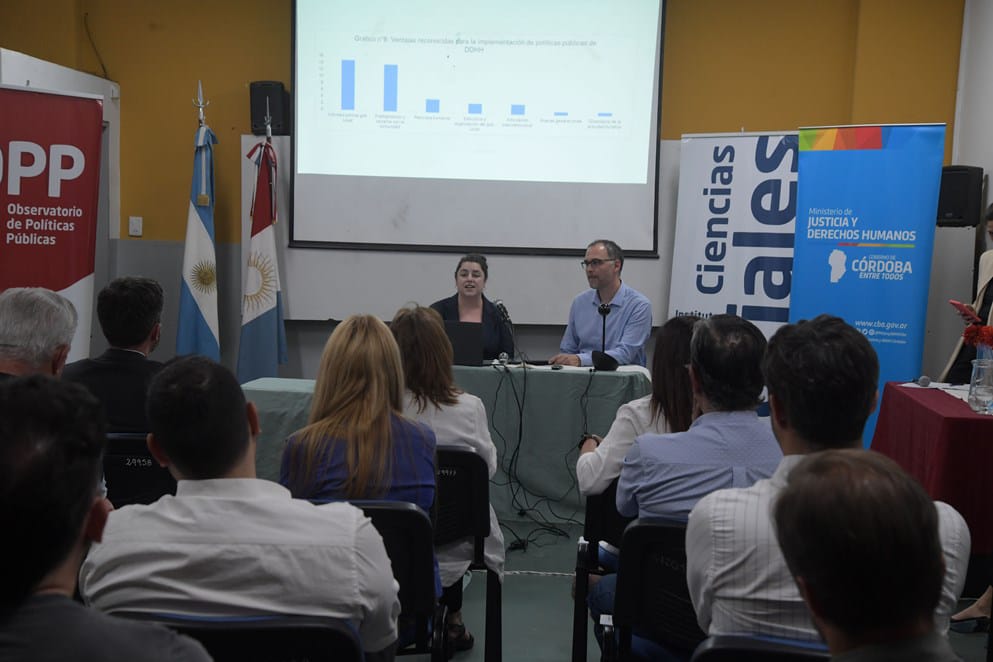 TheilerEli's tweet photo. Se presentó el "Mapeo de políticas locales y organizaciones de Derechos Humanos en el territorio de la Provincia de Córdoba (2021-2022)" 🔎

El estudio fue realizado por el #OPP y estuvo a cargo de Emilia Schaigorodsky, Lucia Budassi y @FedeZul. https://t.co/bN0Q7I3Ubu
