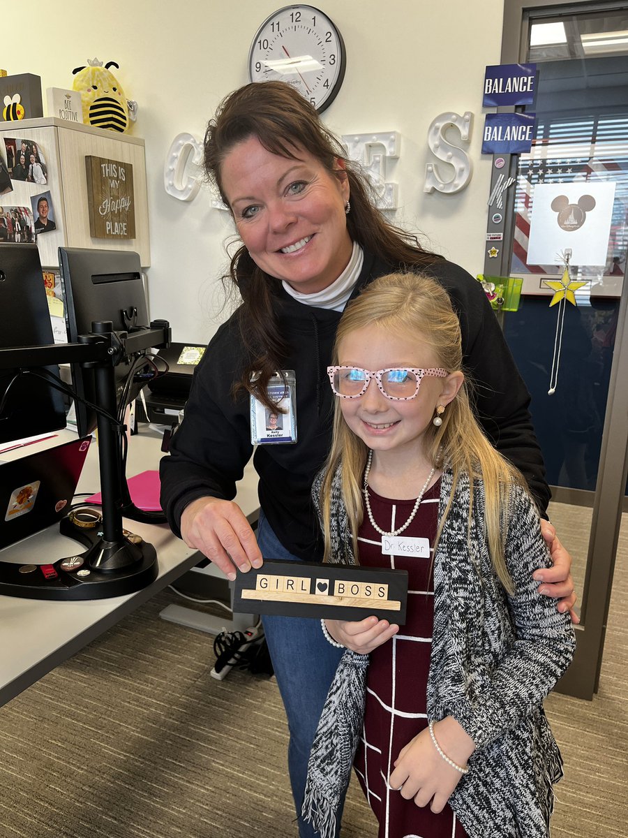 DallastownSD's tweet photo. #WildcatNation elementary students from @YT_Elementary and @LSElementary dressed like their principals, Mr. Bouchillon and Dr. Kessler, in honor of #americaneducationweek. https://t.co/G4iIh84vs2