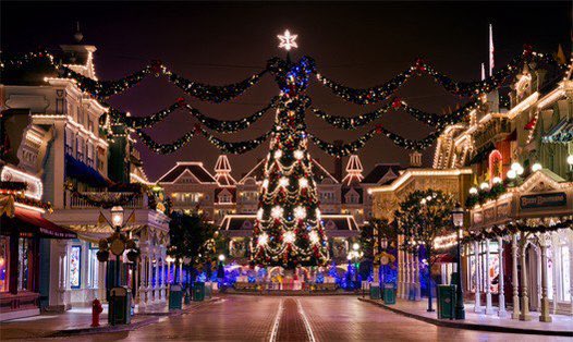 artsthetico's tweet image. Navidad en Disney