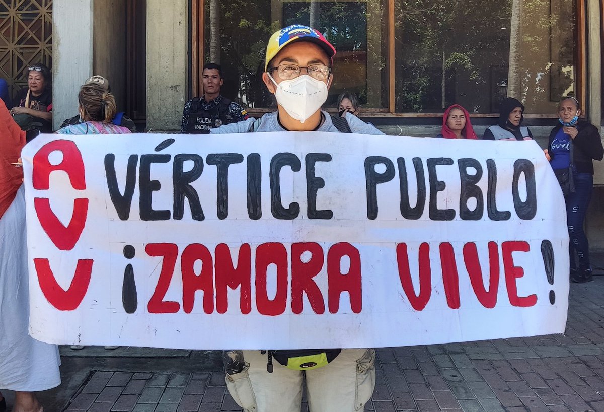 GVivienda's tweet photo. Buena tarde, cierra 1ra quincena d noviembre ¿Qué respuesta se tiene para integrantes d Asambleas Viviendo Venezolano q hace 1 año (2021) nos dijeron q éste si seriamos "plan arranque" d obra? #Son10Años organizados.@IMVillarroel1 .@Minhvi_Oficial .@gestionperfecta .@Asamblea_Ven https://t.co/Qlf510PX16