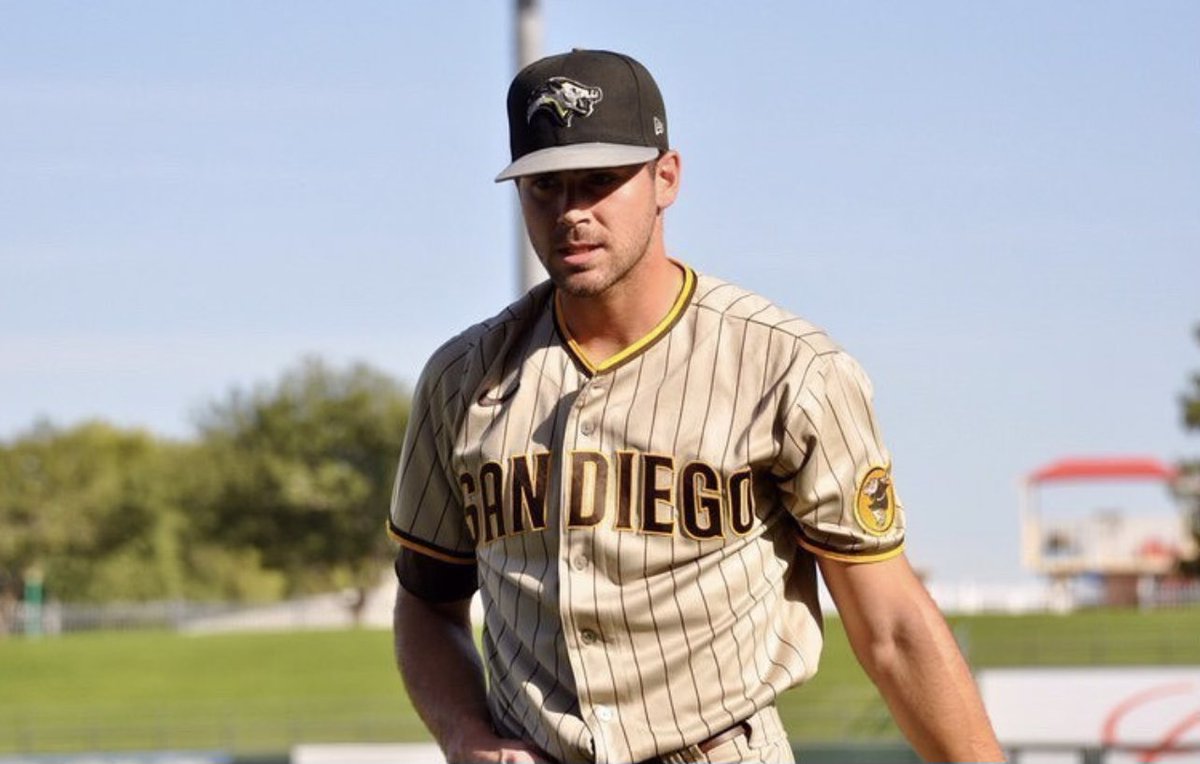 AriA1exander's tweet photo. MLB Source: LHP Tom Cosgrove will be added to #Padres 40-man Roster.

Cosgrove had a 3.72 ERA across Double-A and Triple-A this season. https://t.co/UXjXOz9w3n