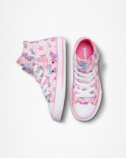 There are shoes, then there are <a href="/Converse/">Converse</a> Chuck Taylor All Star unicorn shoes 🦄 Find your pair at the 🔗 in bio.