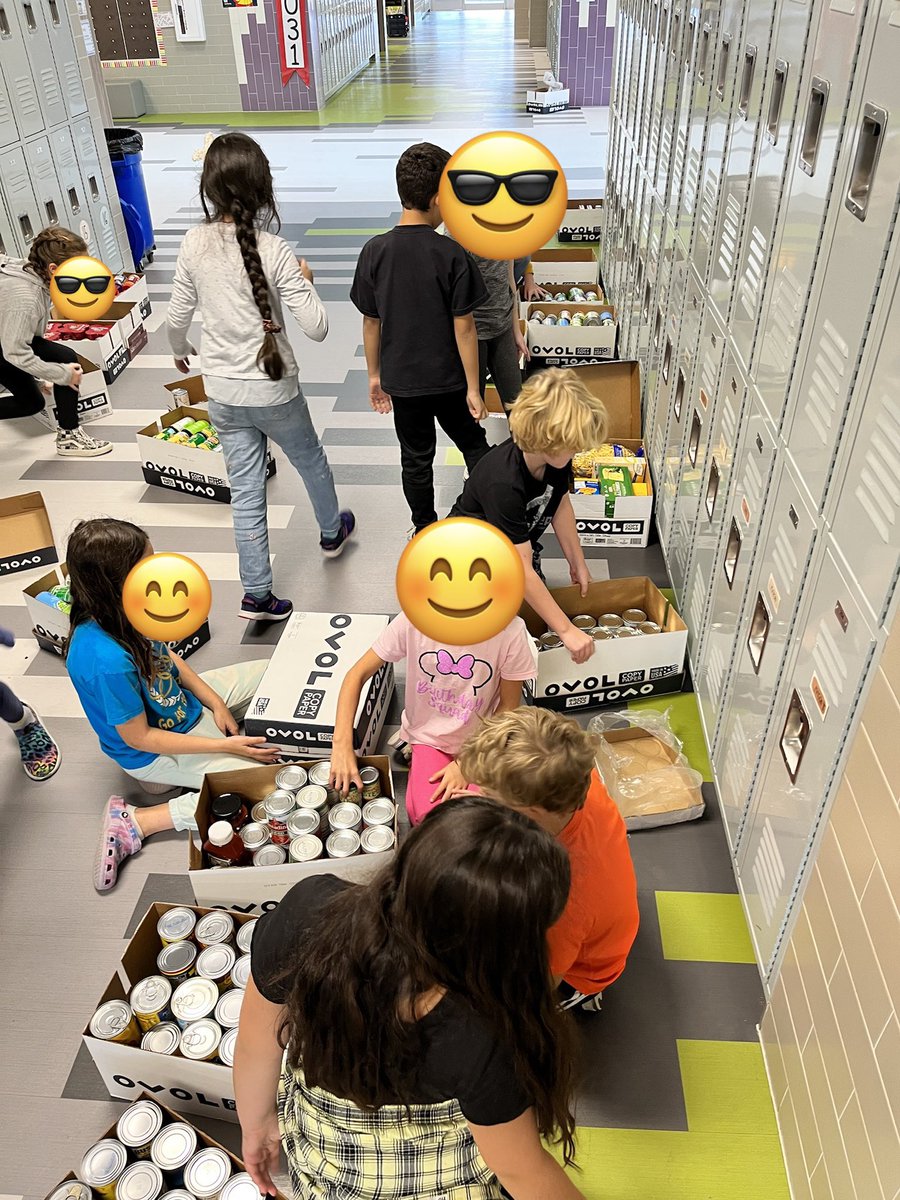 I’m so impressed by these <a href="/yaleroadrunners/">Yale Elementary</a> StuCo members. We’re about to finish up our food drive in a couple days and they’ve worked hard this week collecting food, sorting, and boxing up all of the donations. ❤️ Teamwork makes the dream work! <a href="/YalePTA/">YaleElementaryPTA</a>