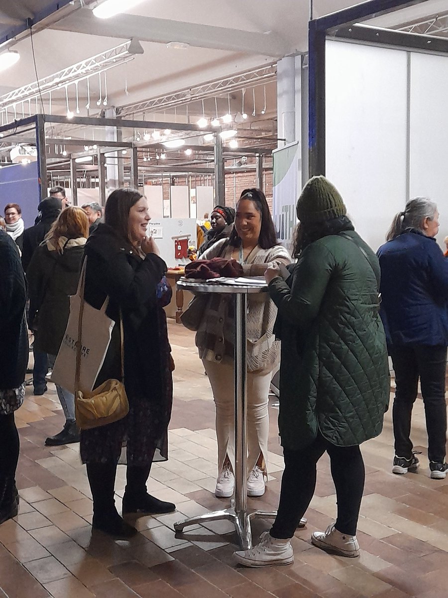 Notre Afterwork résultant de la collaboration entre l'UITH,la Manufacture et le pôle emploi RLP est couronné par un beau succès.33 demandeurs d emploi,7entreprises,2structures d insertion et 2organismes de formation présents et satisfaits💪<a href="/VChristoffel/">Valérie Christoffel</a> <a href="/ludes_richard/">Ludes Richard</a> <a href="/uith_nord/">UITH Nord</a>