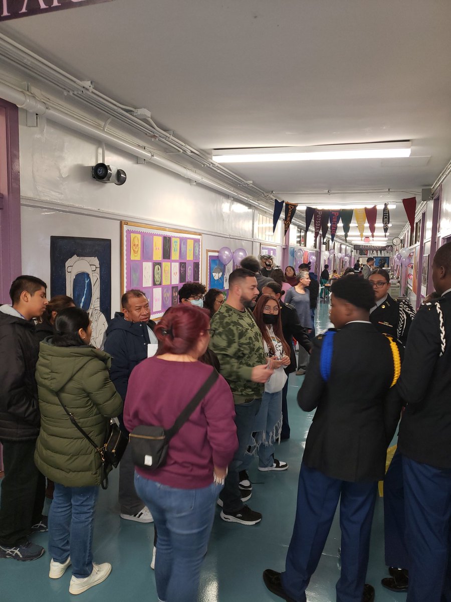Belmontprephs's tweet photo. We have a packed house for the Belmont Open House. #BelmontPrep #BronxHighSchools #District10 @NYCSchools https://t.co/YrMyKNf2tB