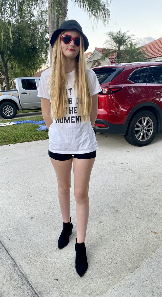 Jenn92570634's tweet photo. @TickPick Please send my daughter! She has loved Taylor since she was 3 yrs old, 15 now! She sings just like Taylor too! 💓💓💓💓 https://t.co/oFDSvFB148
