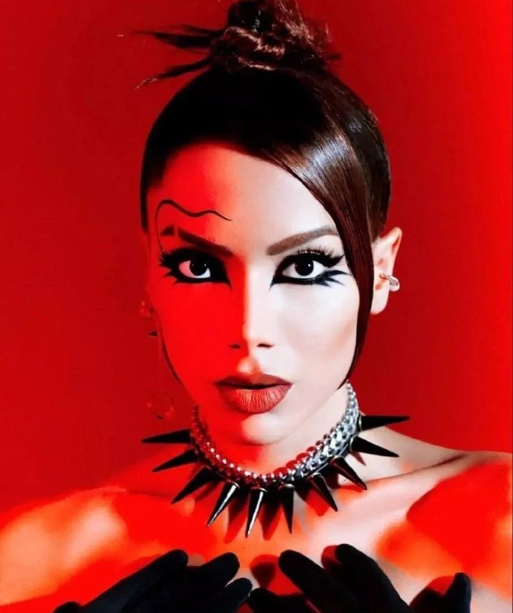 updatecultura's tweet photo. FAZENDO HISTÓRIA! Anitta foi indicada nas maiores premiações internacionais em 2022, sendo em todas categorias principais. https://t.co/TZ0Kqen1sS