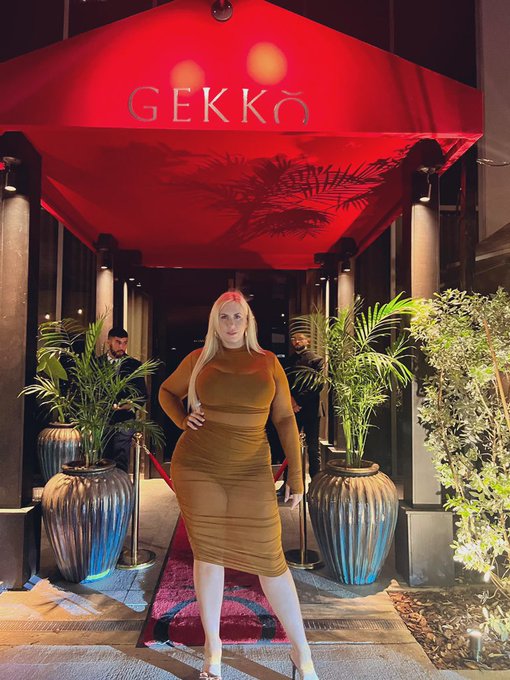 Feeling like fierce goddess at #Gekko last night for @SaraJayXXX birthday dinner ♥️ https://t.co/oWy