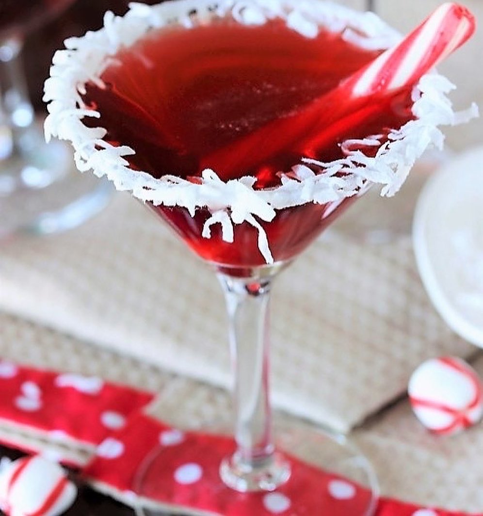 Hey Sauce Fans! Last minute cancellation for our Christmas &amp; Cocktails Event on Thursday November 17. Call now to reserve. 403-727-7627or email at info@sauceitalianmarket.com This event is the best! So much fun so much food!!! Getting Christmas ready $75 per person. 8 courses