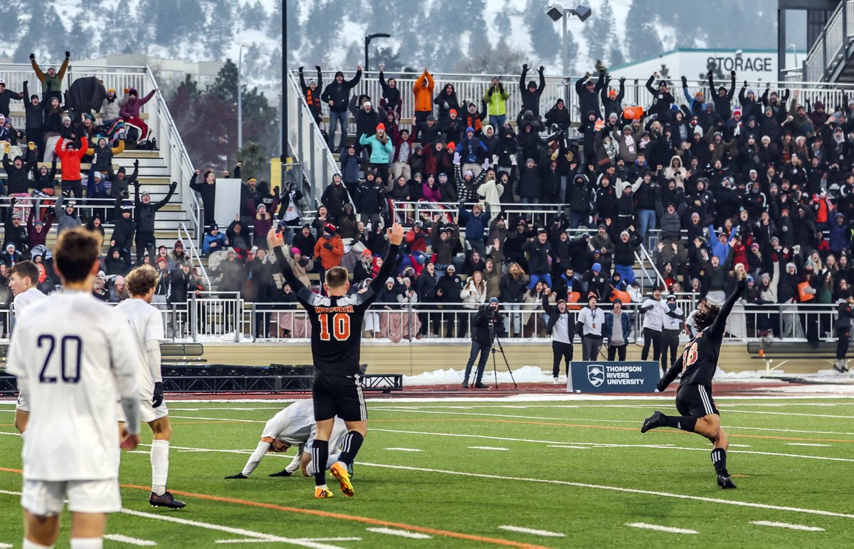 MarTheReporter's tweet photo. Whoa. Hadn't seen this one from @ADouglasPhotos. Kamloops kid Alesandro Comita (right) full-sending celebration after his go-ahead goal in front of hometown sellout crowd in extra-time of national final. He may want a copy of this one ... #AllyD @GoTRUWolfPack https://t.co/VBmfVmSUoc