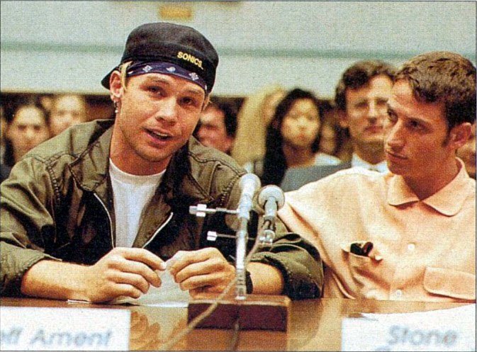 70sspacepunk's tweet photo. @AOC @PearlJam were aware of these monopolistic practices back in 1995. They even testified before congress regarding the issue. https://t.co/N025hQJidg
