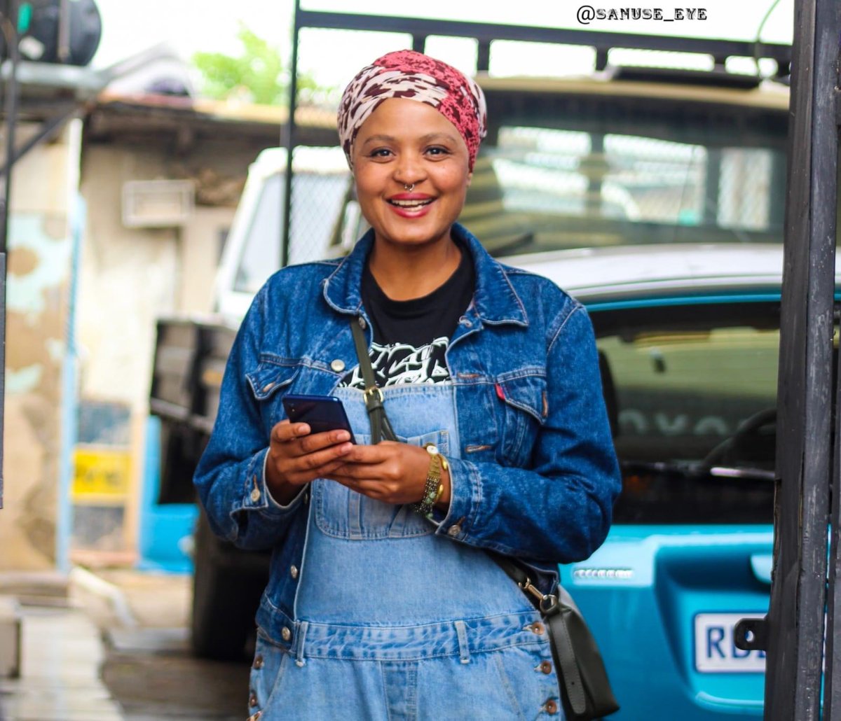 METROFMSA's tweet photo. #SMMExChange
Mbalemnyama Radebe
Co-founder and Creative Director - Soweto Arts And Craft Development.
#MetroFMTalk
@aycawe https://t.co/cpYIFmXXnX
