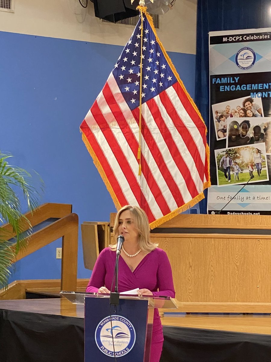 Thank you to my dear friend <a href="/JeanetteNunezFL/">Jeanette Nuñez</a> for administering the <a href="/MDCPS/">Miami-Dade Schools</a> oath of office this morning. 

As School Board Member-Elect for District 8, I am honored to serve my constituents and ready to work to ensure our students receive the quality education they deserve.