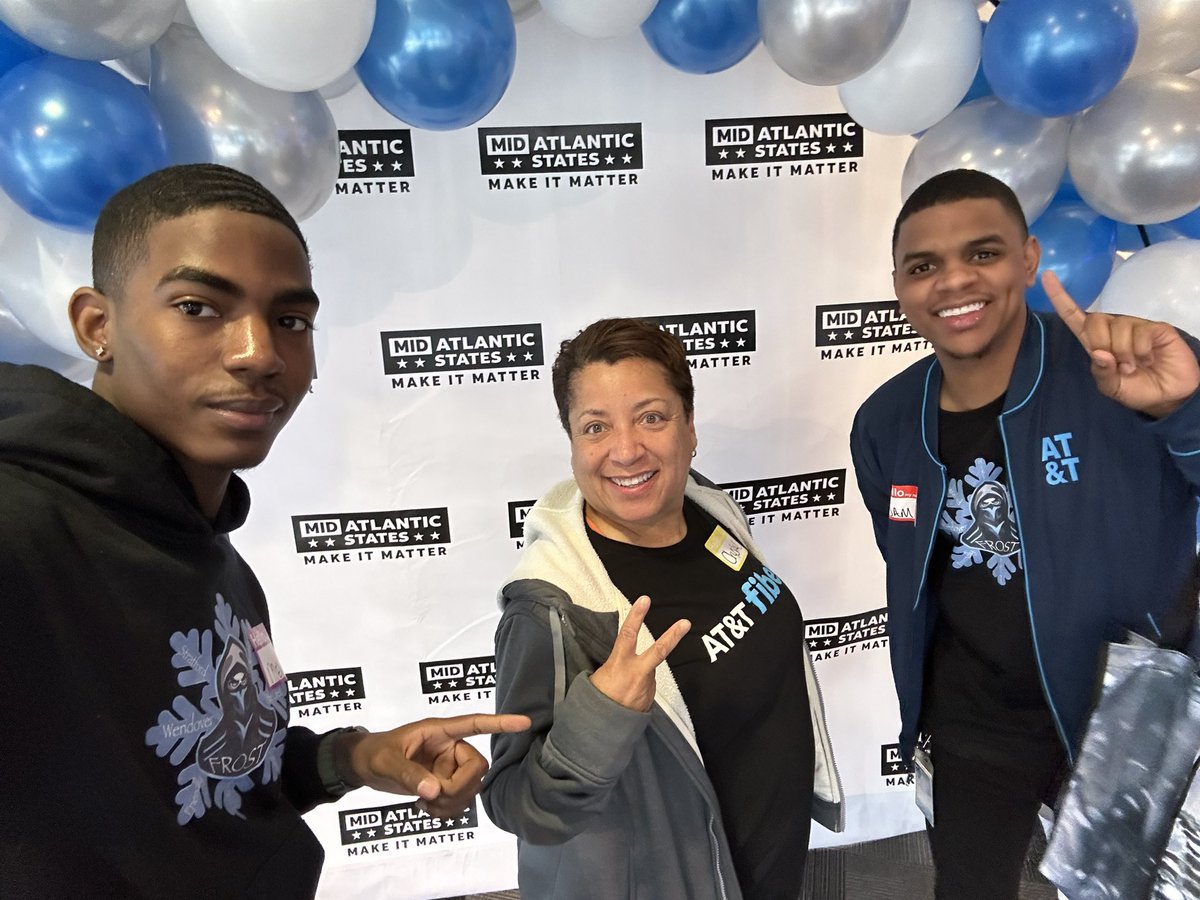 MAS 2022 Holiday Kick Off was a blast!❄️ There’s no better Market or leadership around🤷🏽‍♂️ I can’t wait to see what 2023 Brings😎

@MASMakeItMatter @Shawn6222 <a href="/404girl/">Betsy Francis</a> 
 
#LifeatATT