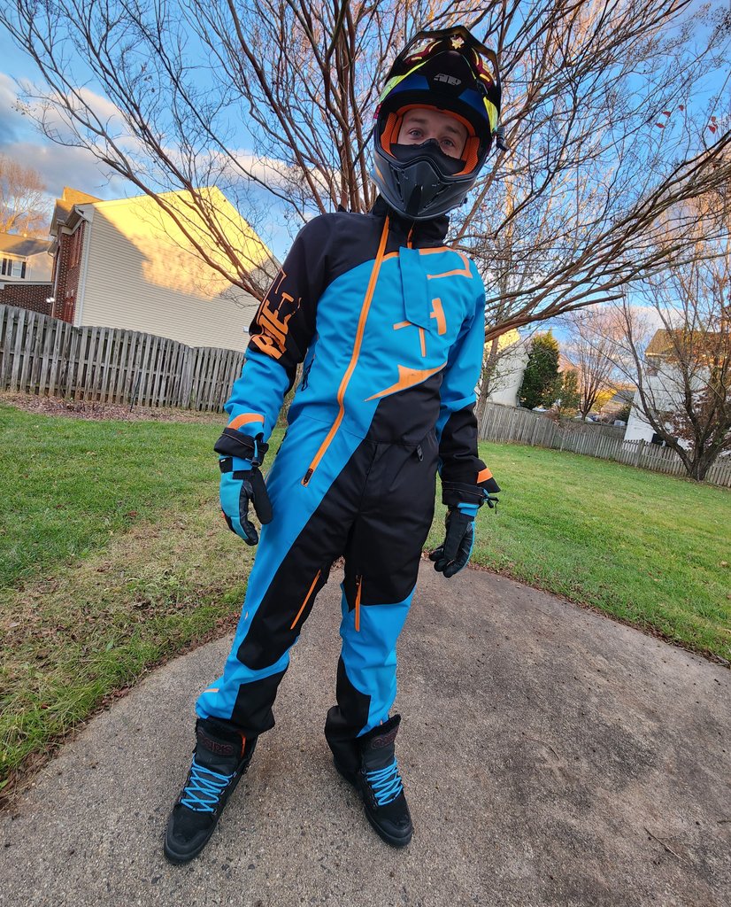 Caspian Wolfe tweet media