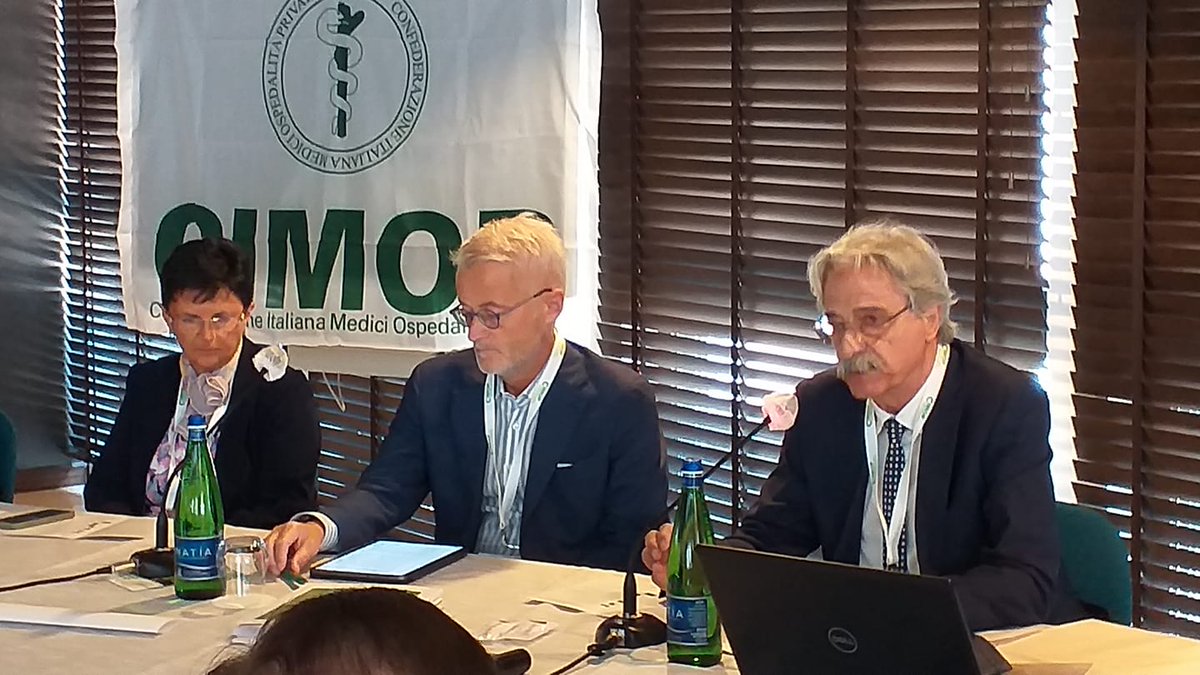 CimopItalia's tweet photo. #Derango #CIMOP: “BUON LAVORO A #SACCOMANNO, FARE SQUADRA PER TRE SFIDE: IL RUOLO DEI #MEDICI, IL #SSN, IL CONNUBIO SANO TRA PUBBLICO E PRIVATO”
https://t.co/iM8sTgIGH3 https://t.co/MBKrppQdSI