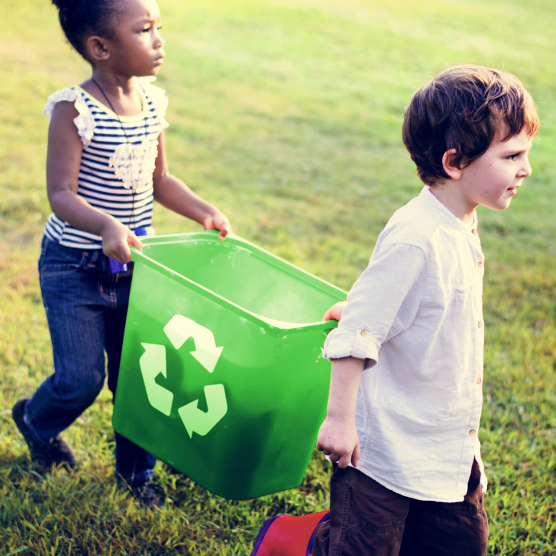 KarmaforCara's tweet photo. Hooray for #AmericaRecylesDay ♻️ Did you know the current recycling rate is ONLY 34%??? Can you pledge to recycle more? We hope so!👏👏👏

Sign the #BeRecyled Pledge here: https://t.co/quLE3Om0fa https://t.co/f0aQXzDP62