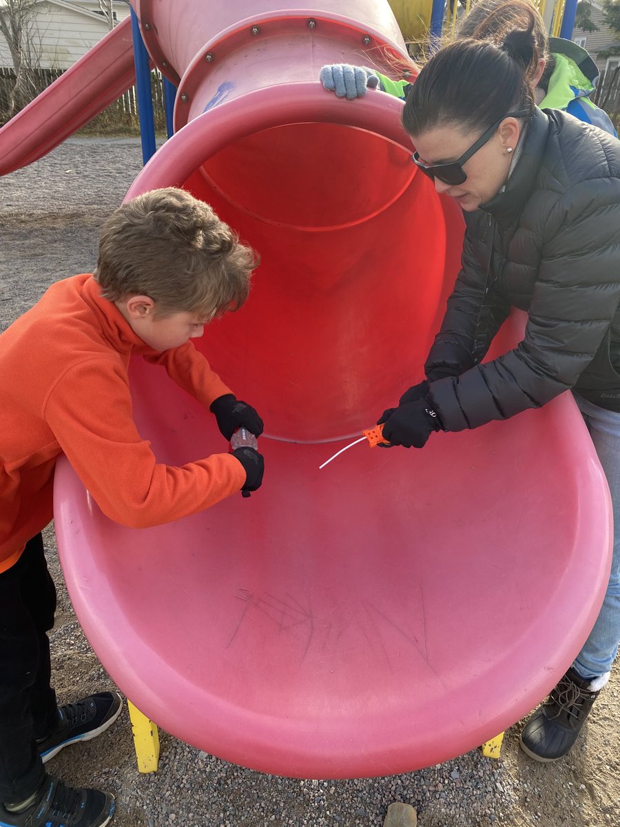 Learned a new skill today from E! Bay blades tournament in my future. ⁦<a href="/NewtownElem/">Newtown Elementary</a>⁩