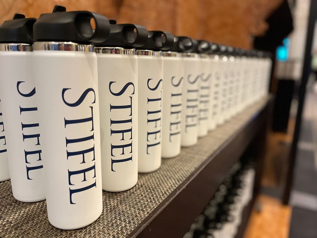 The <a href="/TessaImmunology/">Tessa Therapeutics</a> team were delighted to present at <a href="/Stifel/">Stifel</a> 2022 Healthcare Conference. Thomas Willemsen, Ivan Horak, and Wilson Cheung are at the conference to take meetings and discuss the Tessa pipeline, growth plans and milestones #TessaCell #Biotechnology #CARtcelltherapy