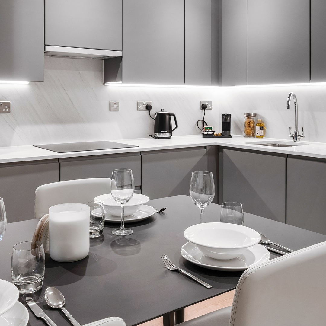 Feel at home in our self-catered apartments located in the heart of Manchester💫 Visit the link below to explore all the apartment types we offer✨

citysuites.com/en/