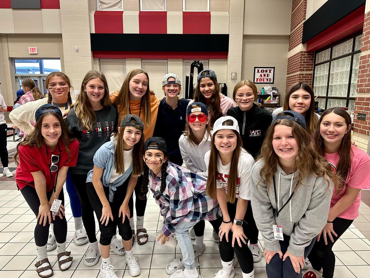 Team building: Frat Boy edition 🧢

Congrats to all of our girls basketball teams on their program sweep against Beck JH last night👏🏼 🧹

<a href="/WoodCreekJrHigh/">WoodCreek Jr. High</a>