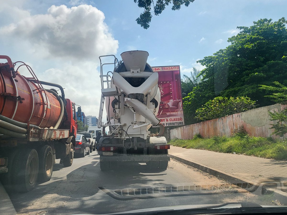 Concrete mixers have deposited concrete on our roads, thus creating accidents on the Maxwell Mahama bridge and Spana Junction highway. Who is responsible for this mess?