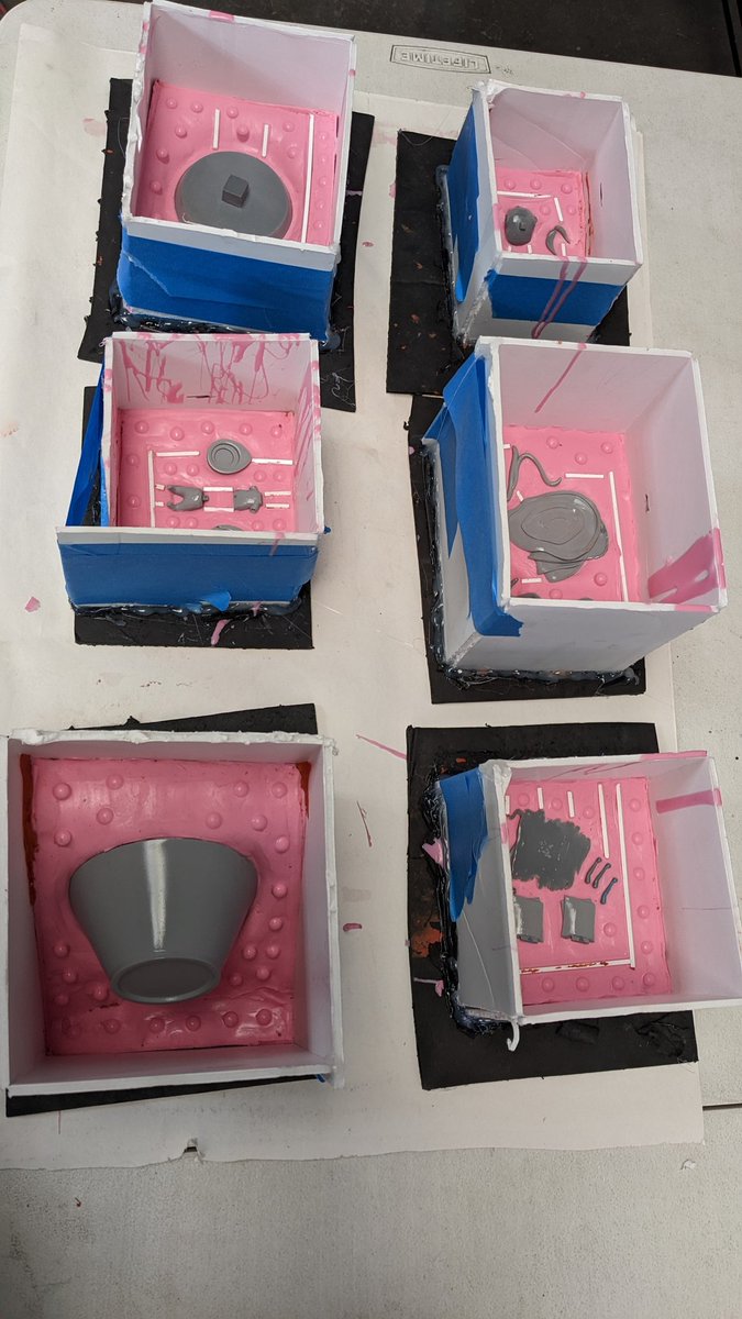 UGETSU_88's tweet image. First half came out good. Now to pour the second half! 🥹 T-minus 3 days to Dcon

#designercon2022 #Dcon2022 #figuremaking #zbrush #3Dprinting