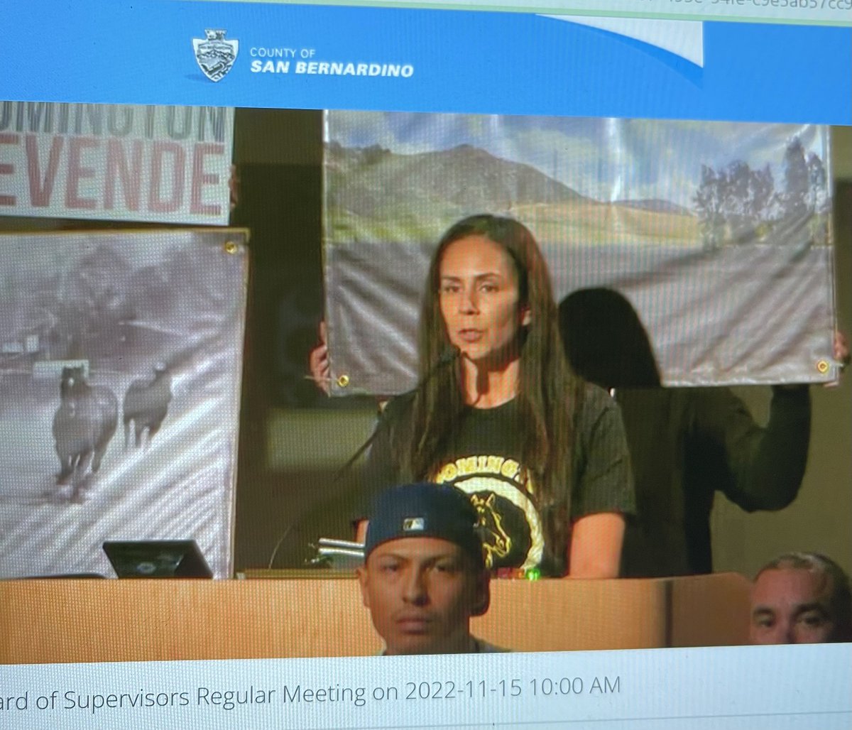 “This is not what the Bloomington community wants!” Ana Carlos speaking on behalf of <a href="/ConcernedNeig15/">Concerned Neighbors of Bloomington</a> and Bloomington over all. #Bloomingtonisnotforsale #nomorewarehouses #letusbreathe <a href="/CCAEJ/">CCAEJ</a>