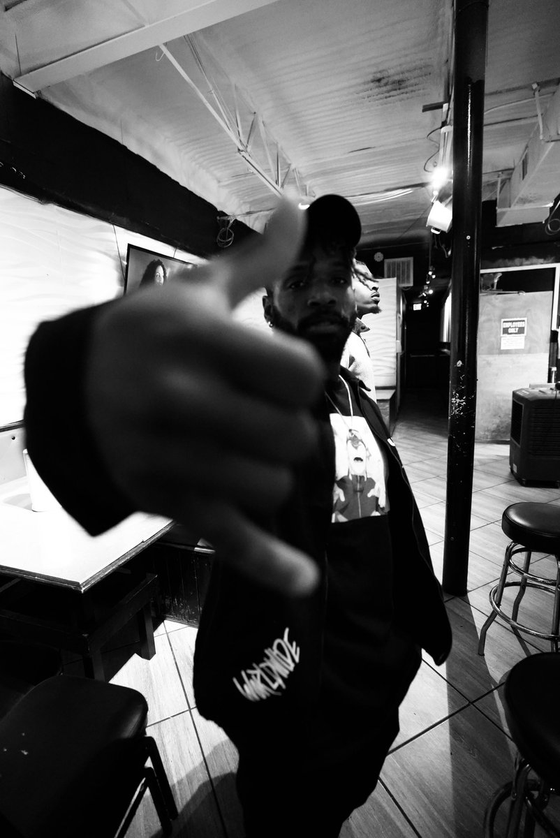 VariBlessed's tweet photo. STILL HEALING ❤️‍🩹♠️🙏… 

#MrBrewsterHarlem 👨🏾‍💼 🛑 
#FreeCMitch 🔐🦍 ❤️ 
#ScottieTooHottieAlbumOutNow 💿 
#SurfGang2022🏄🏾‍♂️🏄🏽‍♀️🤙🏾🎱 https://t.co/0ACPz7Ja3I