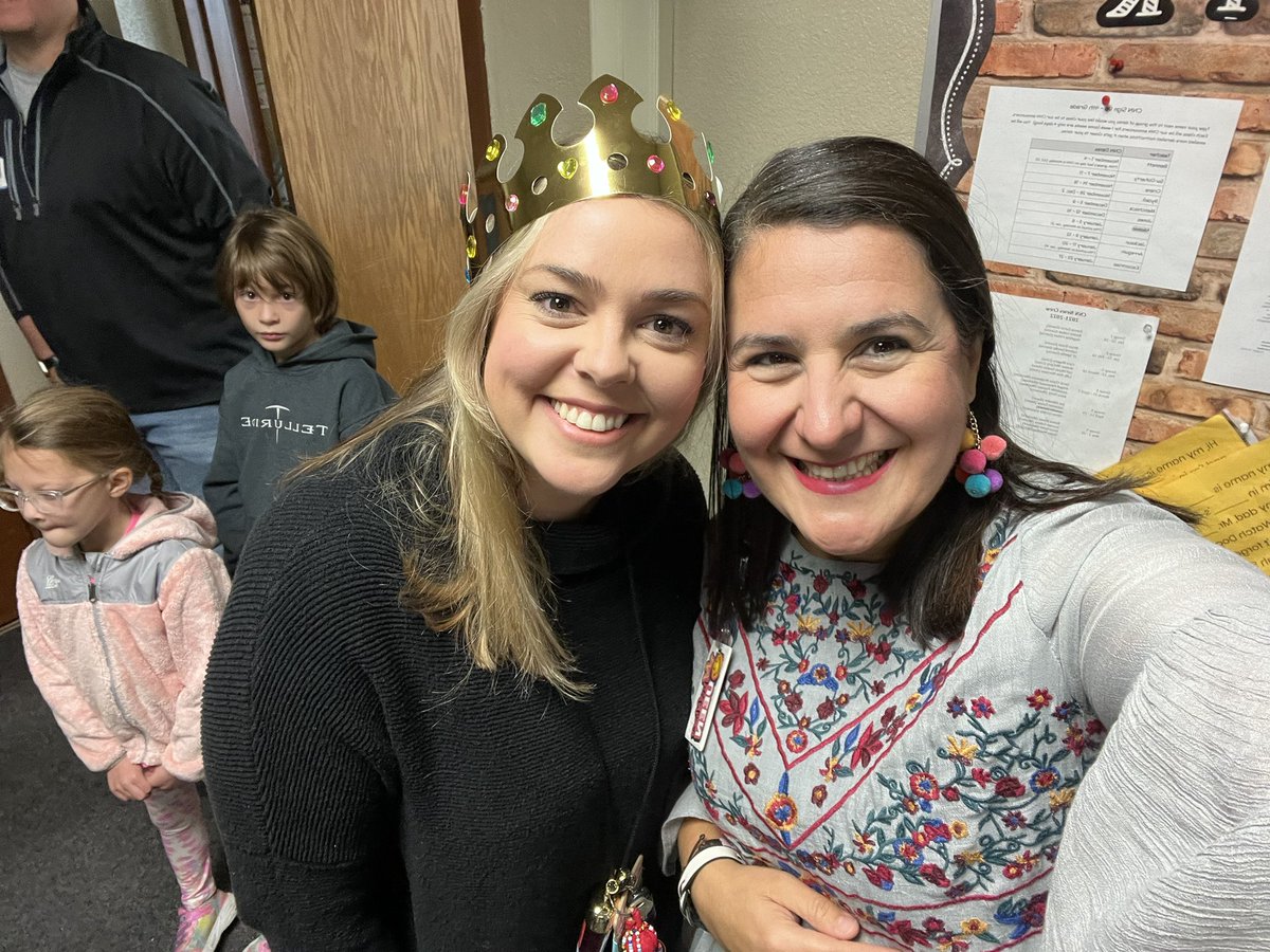 2022 Cambridge Teacher of the year goes to…. <a href="/Miss__Crane/">courtney crane</a> 👑 Felicidades 🎉