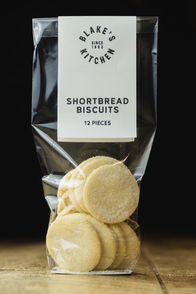 Now making handmade shortbread bags. Perfect little gifts, or simply something to snaffle on the way home 📸 @desdubberphotography #shortbread #handmade #biscuits #giftbag #snack