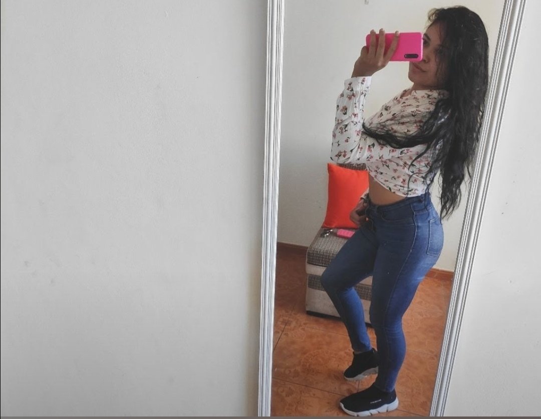 RaydelysS's tweet photo. Necesito que llegue veranito https://t.co/NKVIfXYdjq