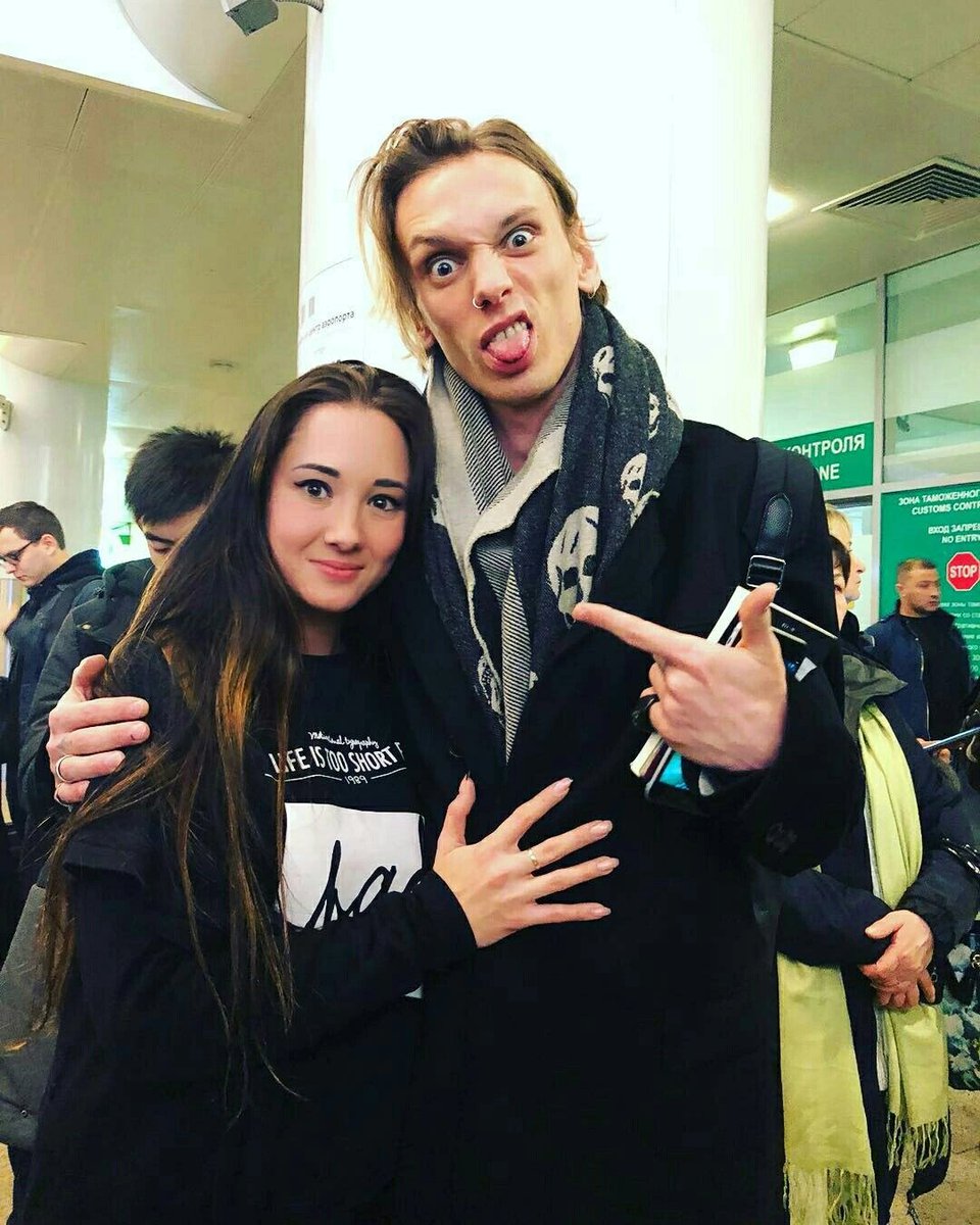 JCBDaily's tweet photo. @Jamiebower 11.15.2017 https://t.co/M02ZeioUcx