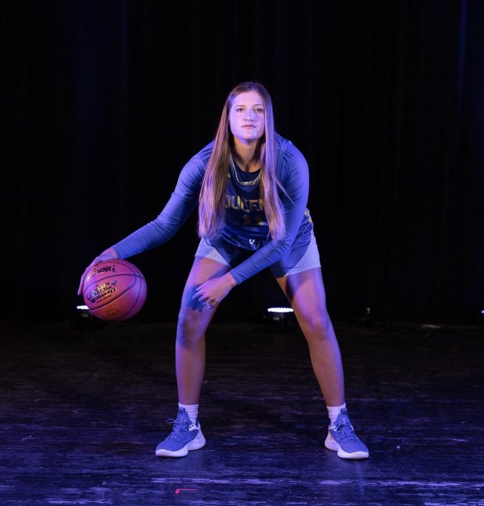 Congratulations to our very own, <a href="/KaitlynEdgemon/">Kaitlyn Jerden</a> , who is up for “Athlete of the Week Presented by Covenant Health!” 

Kaitlyn led the team with 17 points, 6 rebounds, 5 blocks and 5 assist in the Queen’s recent win over LSUA!

Please click the link below and vote for Kaitlyn!
