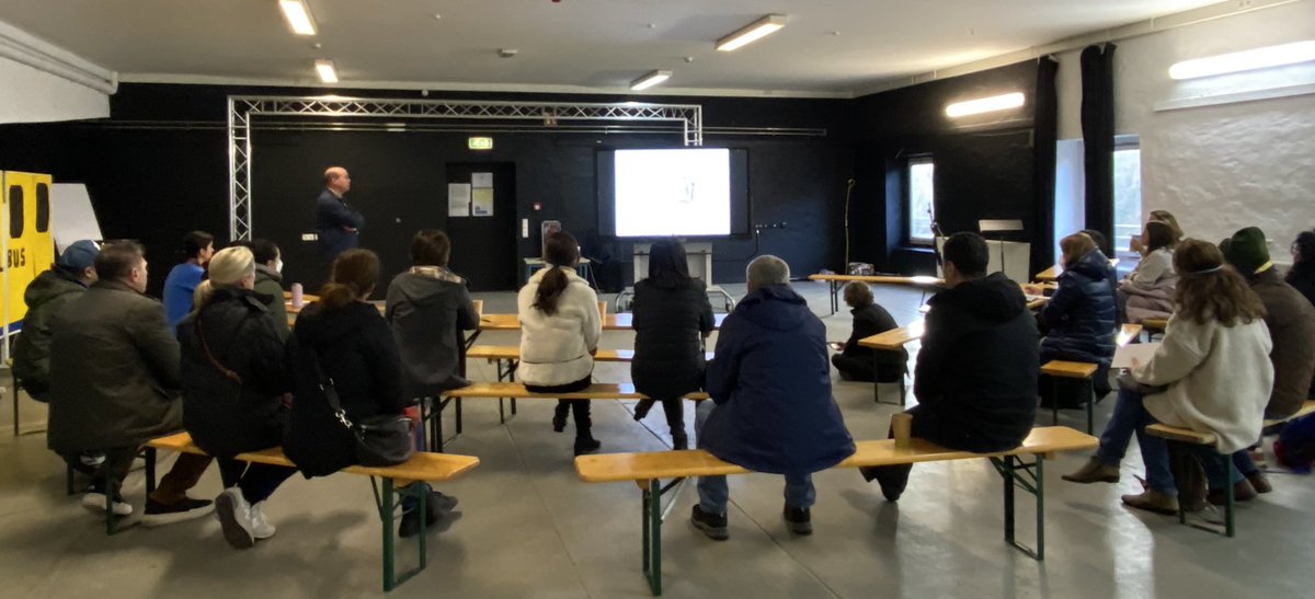 beth q dressler tweet media