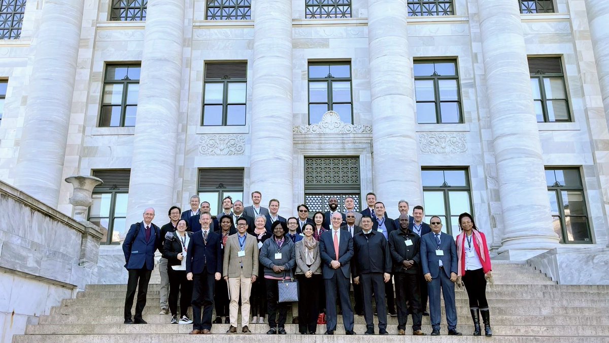 It was an honor to be part of the faculty of this inaugural executive program at Harvard on high value health systems among distinguished colleagues led by @RifatAtun & attended by senior health system leaders from 30 countries #valuebasedcare #globalhealth #learninghealthsystems