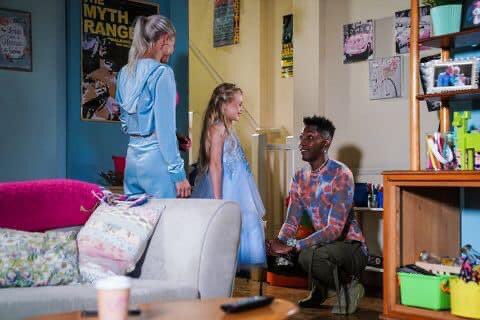 Lexi Pearce Isabellafan (@lexipearcex4) on Twitter photo 