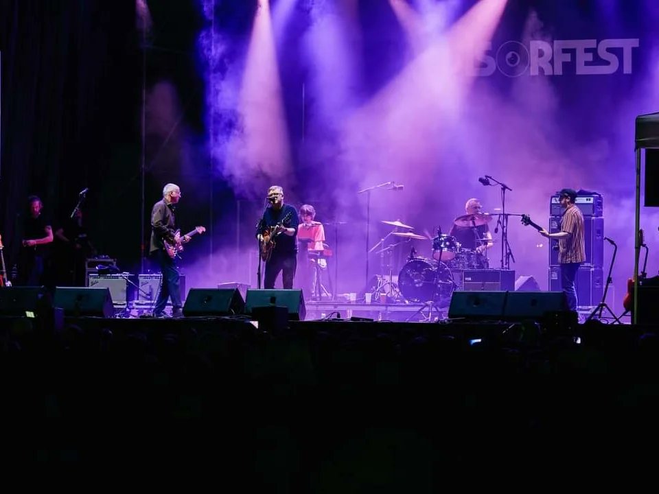 🏎️ Teenage Fanclub en Visor Fest 2022.
♥️ Nuestra gran historia de amor con una banda.
📸 @LuisFotOlympus 
#VisorFest #TeenageFanclub