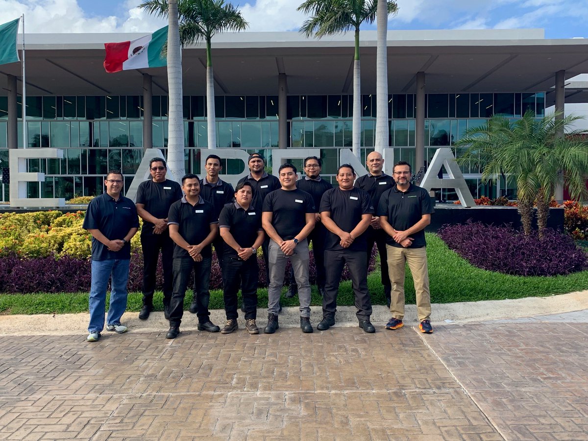 Stagemaker's tweet image. Our Business Developer, Jay Cid, and Regional Sales Manager, Angel Becerra, put on a successful product training at Moon Palace Resort!