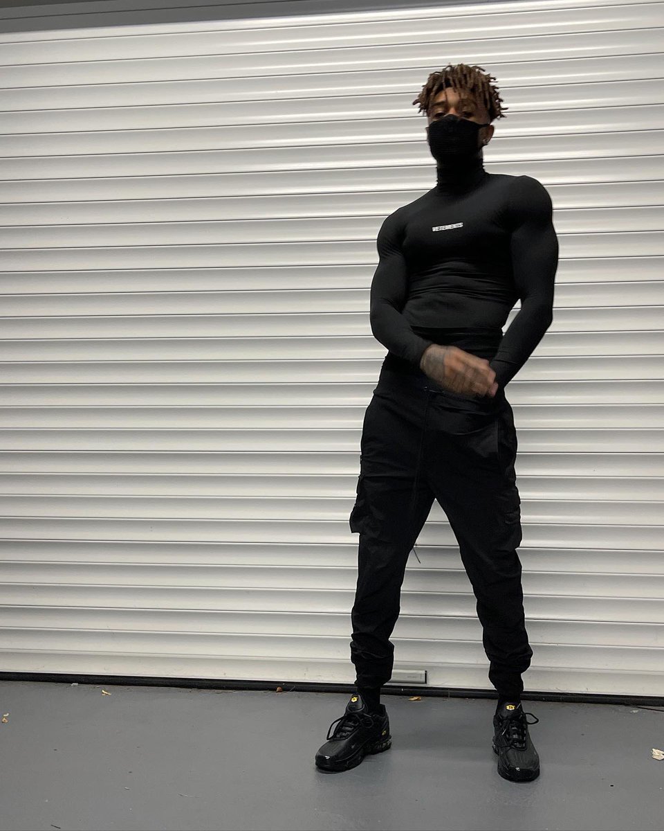 SCARLXRD (@scarlxrd) on Twitter photo 