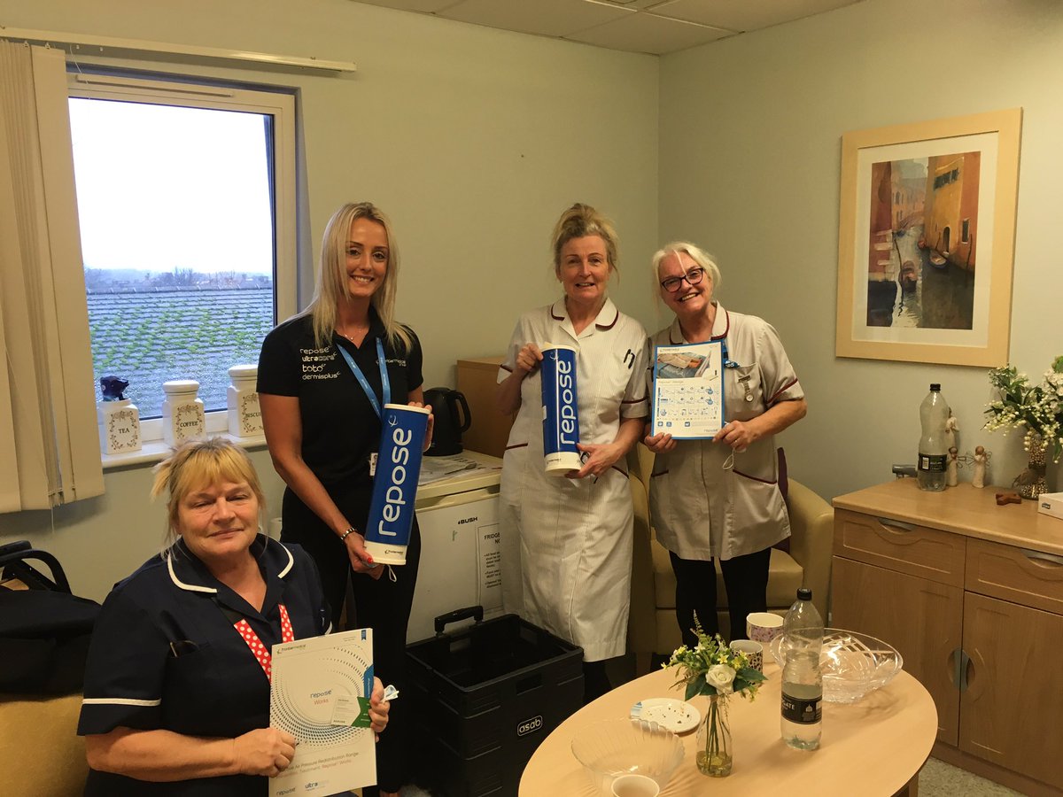 FionaKe24421390's tweet photo. Three hospitals in one day! The start of our Stop the Pressure ward walks with @FMG_Group Thanks to all who took the time to talk about heel offloading and complete our quiz @janelouiseleech @LauraNunn88 @lynboro @CH_Matrons_Ncic @NCICNHS #stopthepressure #4nations https://t.co/tPKKotM1pV