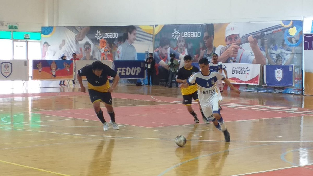 perufedup's tweet photo. ¡GOLEADA TECNOLÓGICA! 🔥📡
La #UNTELS 💙 venció por 6-0 a la #UPN 💛 en la segunda fecha de la segunda etapa del campeonato de Futsal varones, válido por la #UniversiadaLima2022 🏆.
Compra tus entradas aquí:
https://t.co/Xu6H2rCfu0
@UntelsOficial @UPN_Oficial https://t.co/NIijtaaSgP