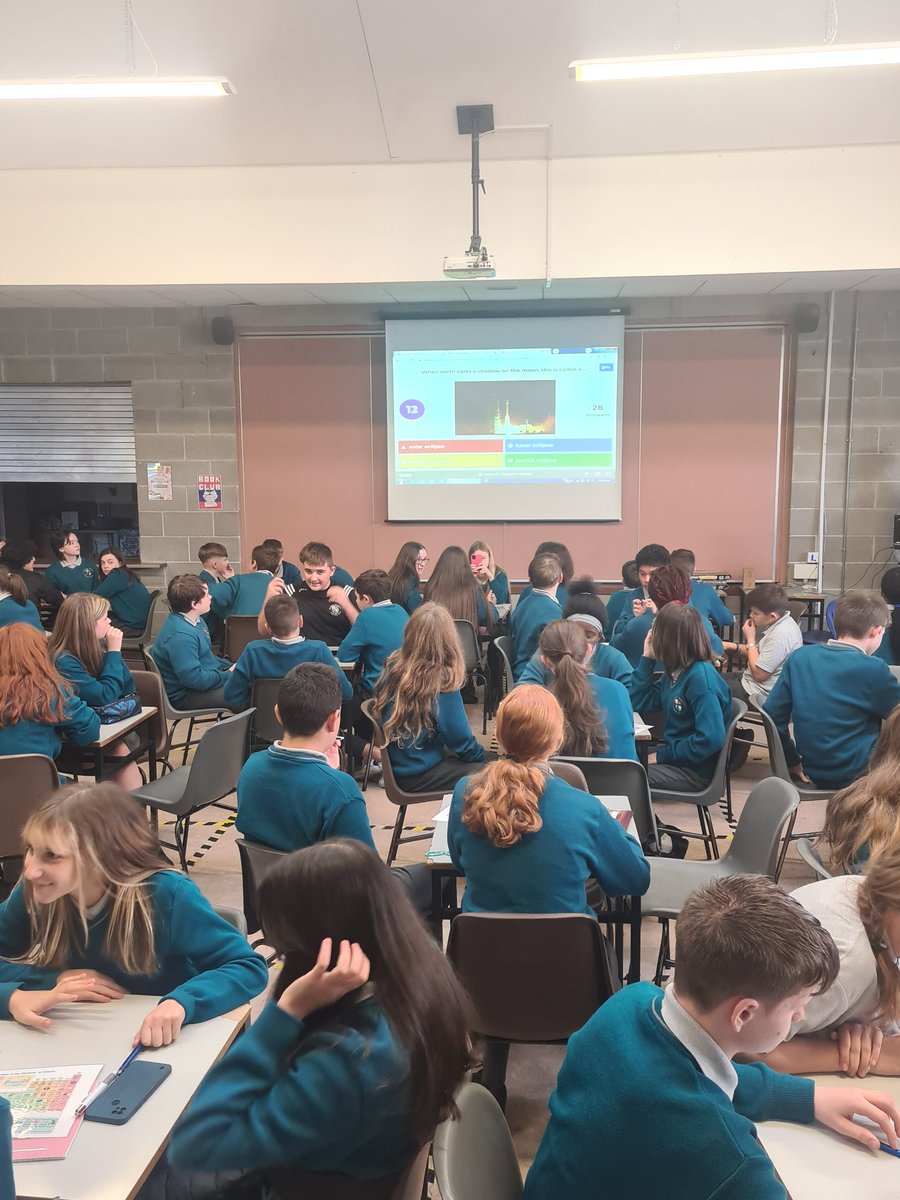 HartstownCS's tweet photo. There was fierce competition amongst our first years today for their science quiz with Mr.Kerr #ScienceWeek2022 https://t.co/xLcAniZuBa