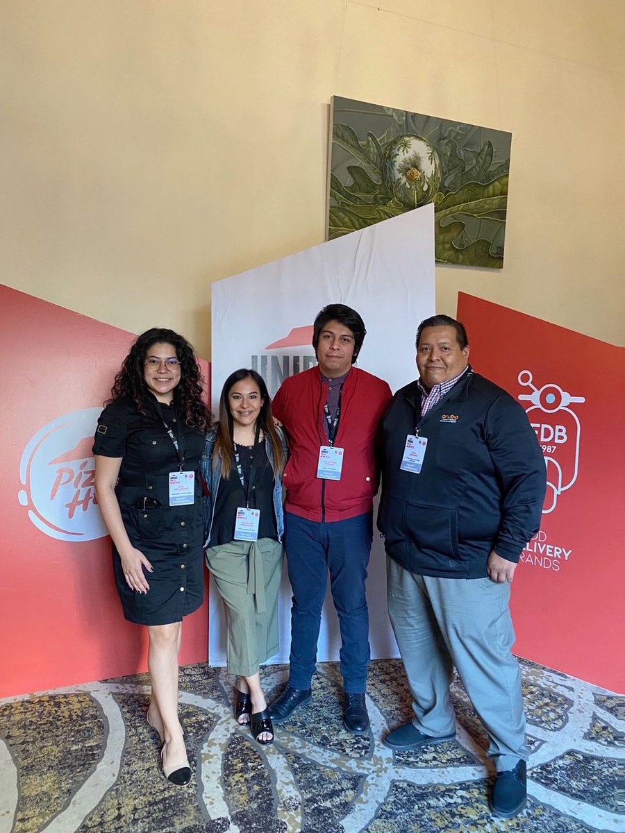 grupo_sycod's tweet photo. Es un honor haber estado en el evento de Franquiciados LATAM 2022 con @PizzaHut_Mexico; presentando todas las soluciones de #tecnología en tiendas para todos sus franquiciados en mancuerna con nuestro partner @cradlepoint 
¡En horabuena por todos los proyectos que vienen! 
#SYCOD https://t.co/1r0I7Cg4pT