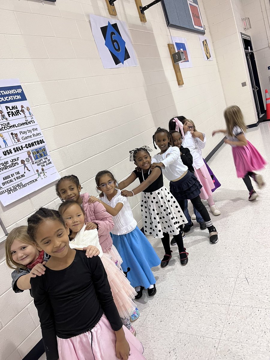 Kelsey Laird tweet media